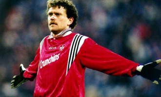 能带队力压拜仁问鼎德甲，却不受德国队重用，老炮生不逢时