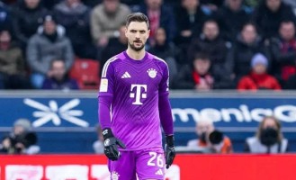 拜仁门将遭遇“团灭”危机，16岁天才或将迎来欧冠首秀