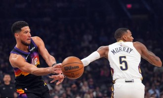 布克32分墨菲22分锡安19+10 格林25+5太阳险胜鹈鹕