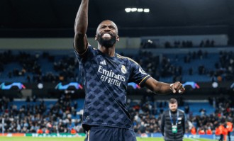 重罚！曝吕迪格连续膝击最高应禁赛12场，巴萨旧将：被皇马抢劫了